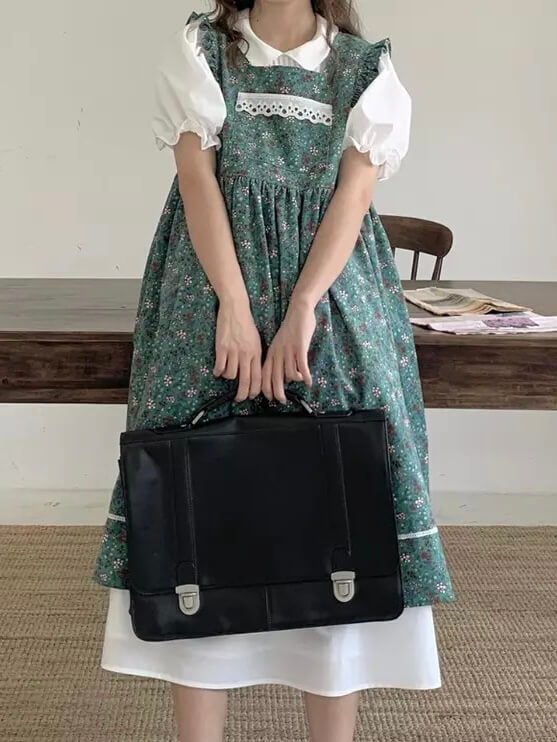 おとぎ話の森に迷いこんだグリーンフラワーキャミワンピ