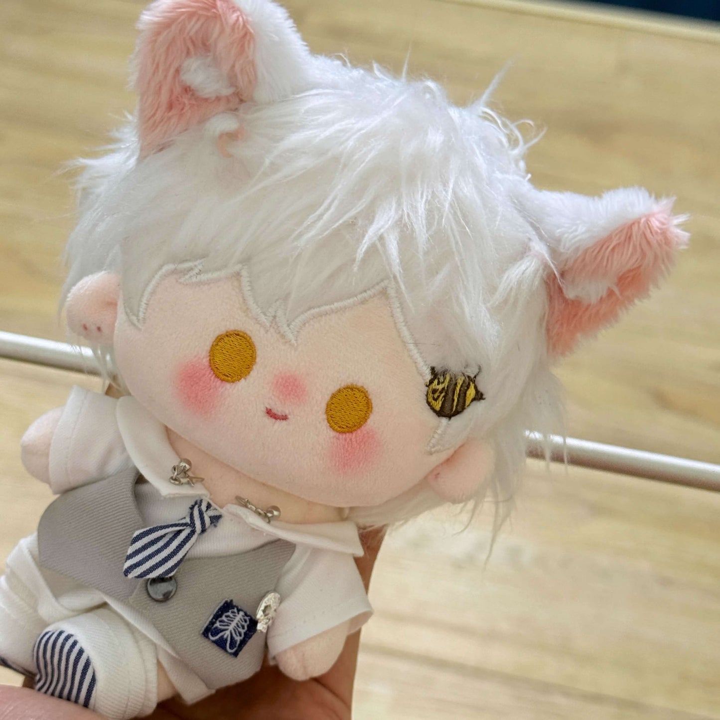 銀狼と秘密のホワイトスーツセット【10cm】