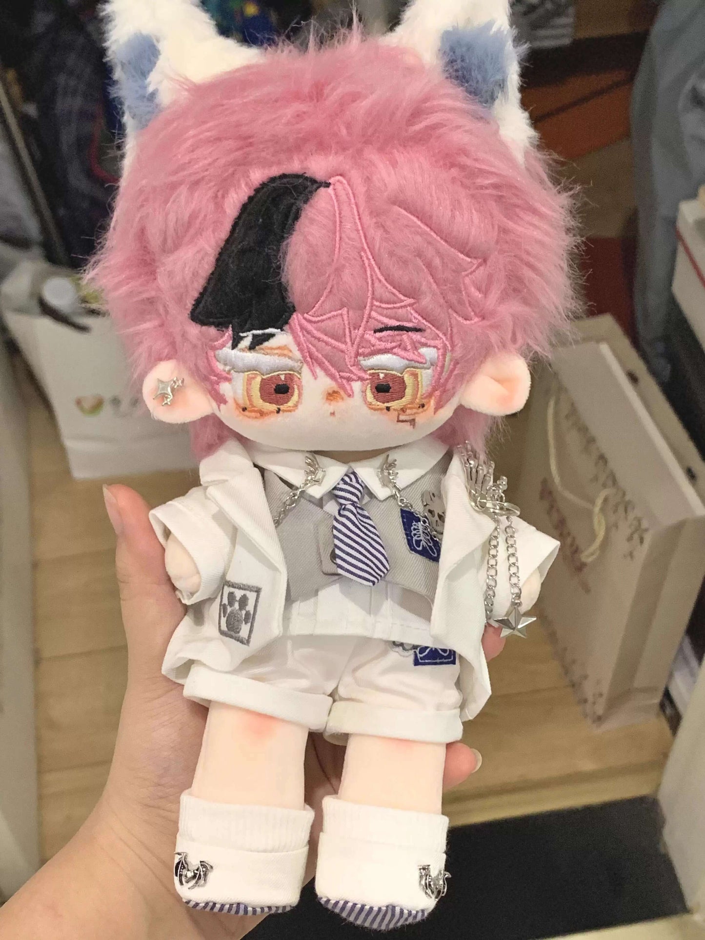 銀狼と秘密のホワイトスーツセット【20cm】